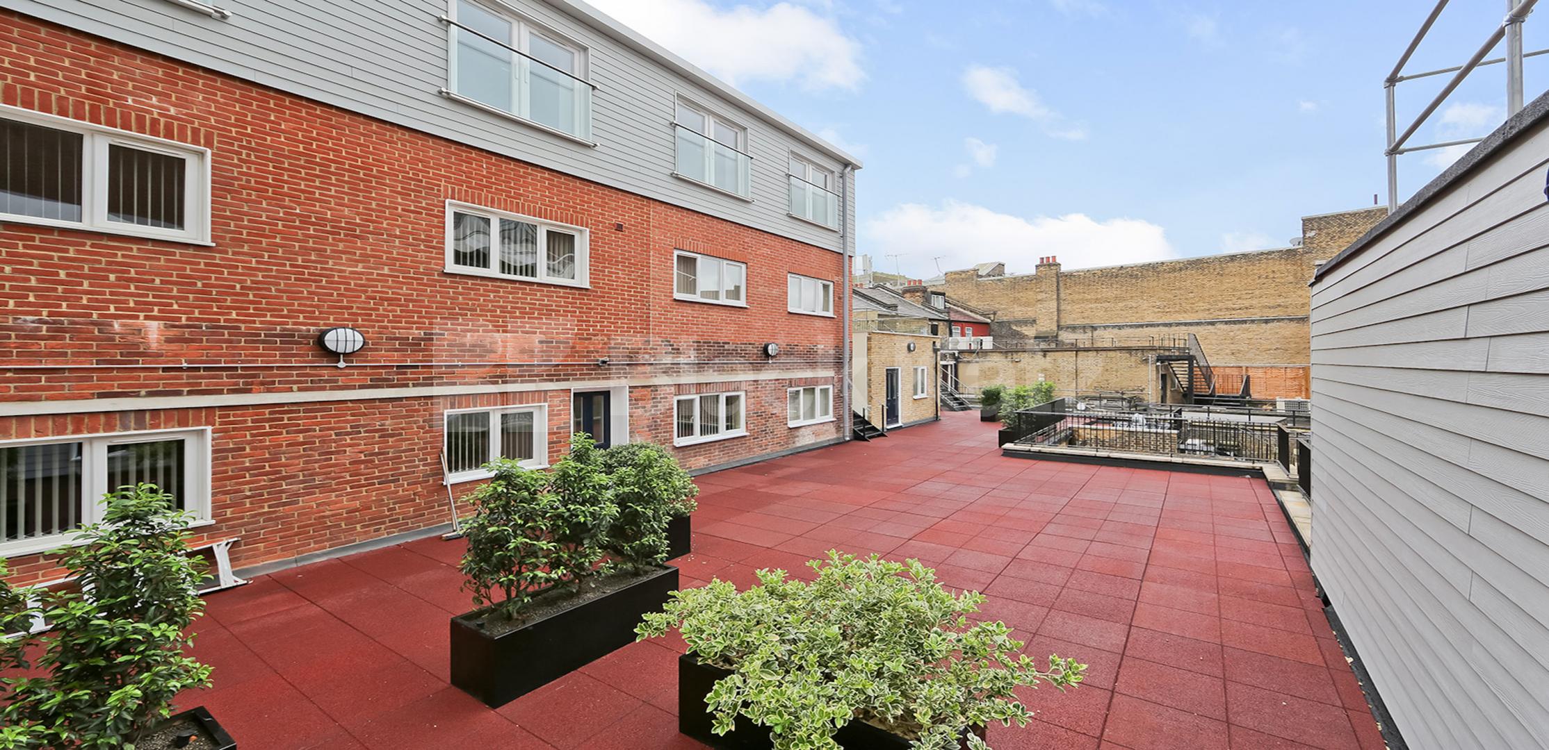 			NEW INSTRUCTION, 2 Bedroom, 1 bath, 1 reception Penthouse			 Metro Apartments Lewisham High Street , Lewisham 